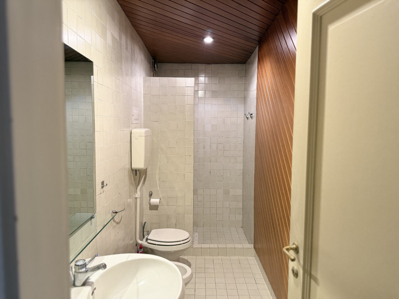 Rif. BC240 (Per info: Daniel +39 3939878704)


In una posizione suggestiva, a pochi passi da Port...