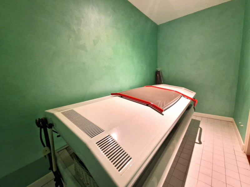 UBICAZIONE E CONTESTO

A pochi passi dalla centralissima Piazza San Lorenzo, nel cuore del centro...