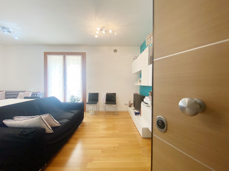 (Per INFO Mara 3481536890) A Treviso, in zona Sant'Antonino, proponiamo in vendita bellissimo min...