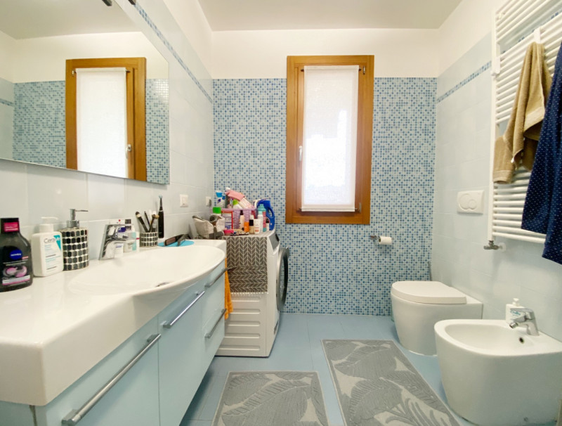 (Per INFO Mara 3481536890) A Treviso, in zona Sant'Antonino, proponiamo in vendita bellissimo min...