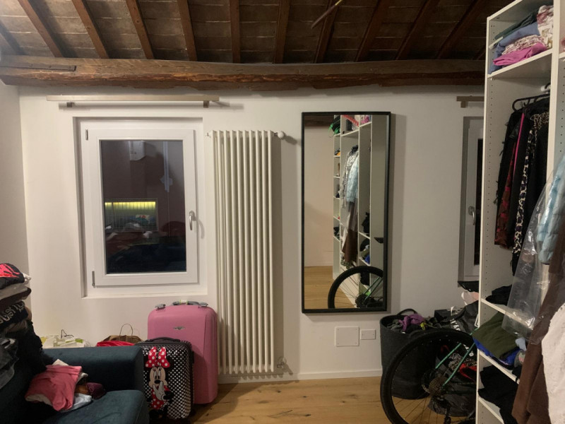 MORTISE: Classe Energetica E, EPgl,nren 130,41 KWh7mq anno.
Porzione di bifamiliare completamente...