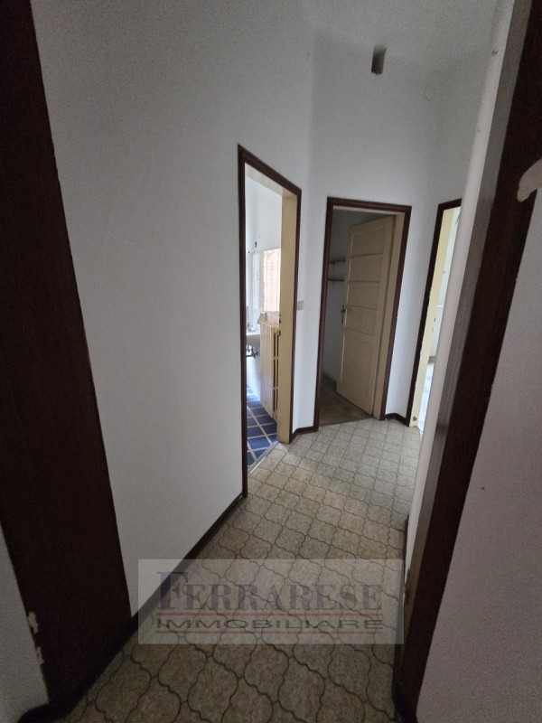 ASTA IMMOBILIARE - PADOVA, Via Citolo da Perugia, APPARTAMENTO al piano terra su fabbricato con c...