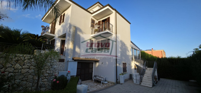 Ville e Villette in Vendita a Siracusa