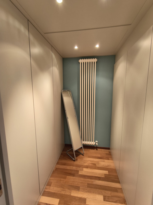 Proponiamo in vendita in contesto signorile, uno splendido ed elegante attico dalle generose dime...