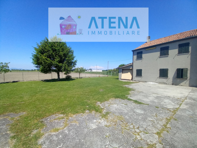 rif. 25658

BOVOLENTA – LOCALITÀ FOSSARAGNA

Villa unifamiliare con ampio giardino e vista aperta...