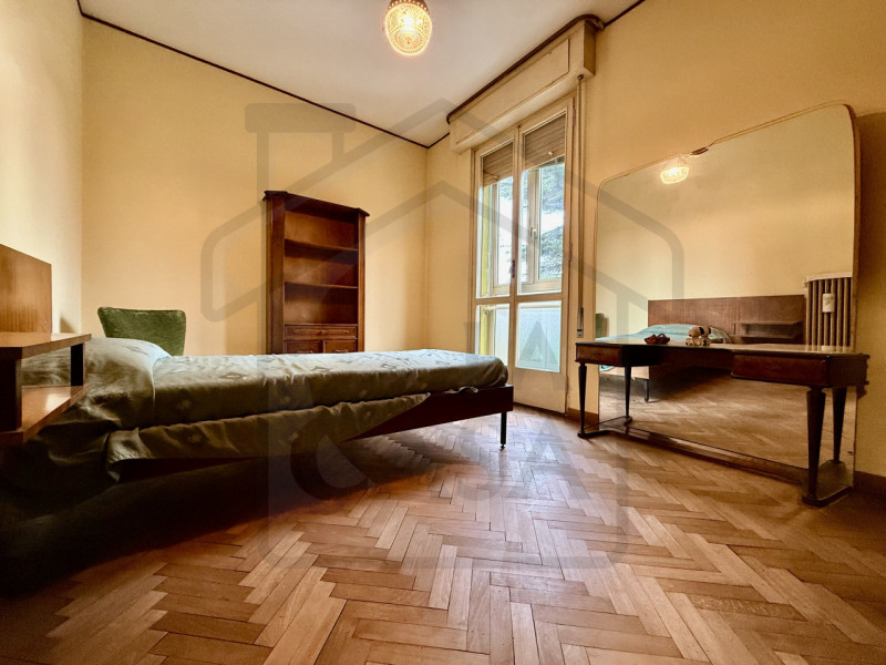 SACRA FAMIGLIA – Nel cuore di uno dei quartieri più ricercati e comodi di Padova, proponiamo un l...