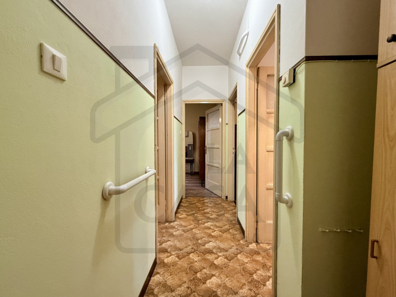 SACRA FAMIGLIA – Nel cuore di uno dei quartieri più ricercati e comodi di Padova, proponiamo un l...