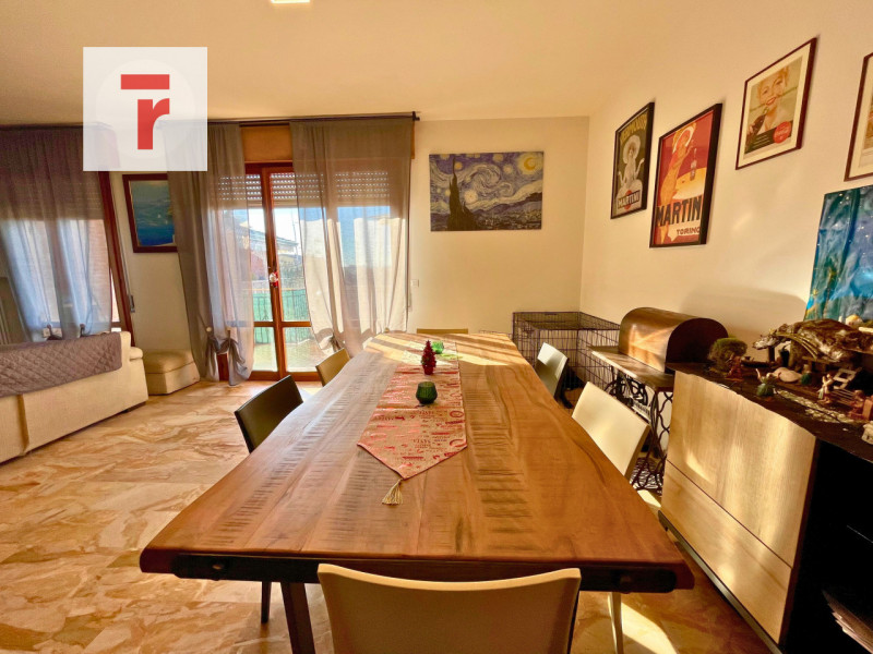 Nel cuore di Brusegana, zona Santo Stefano, appartamento al 4° e ultimo piano di una palazzina do...