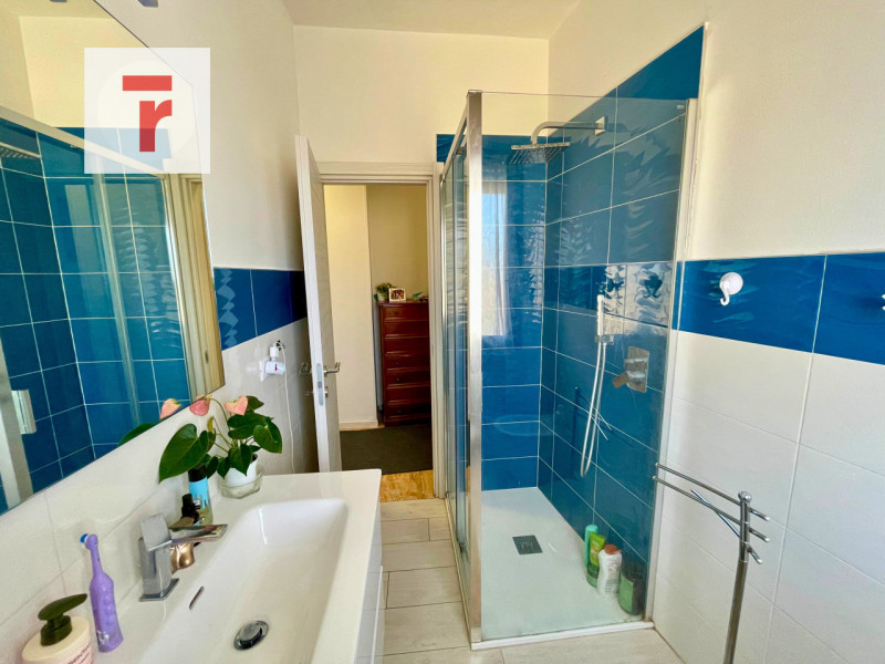 Nel cuore di Brusegana, zona Santo Stefano, appartamento al 4° e ultimo piano di una palazzina do...