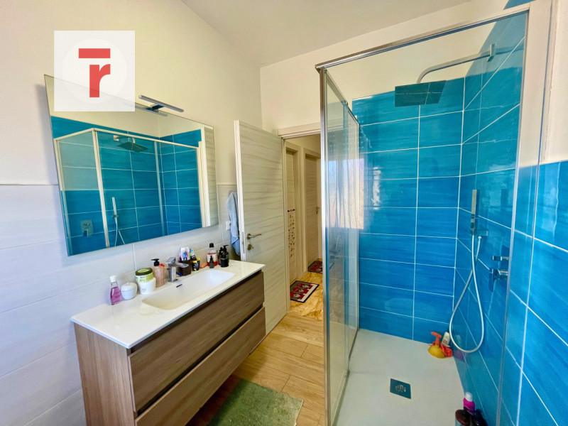 Nel cuore di Brusegana, zona Santo Stefano, appartamento al 4° e ultimo piano di una palazzina do...