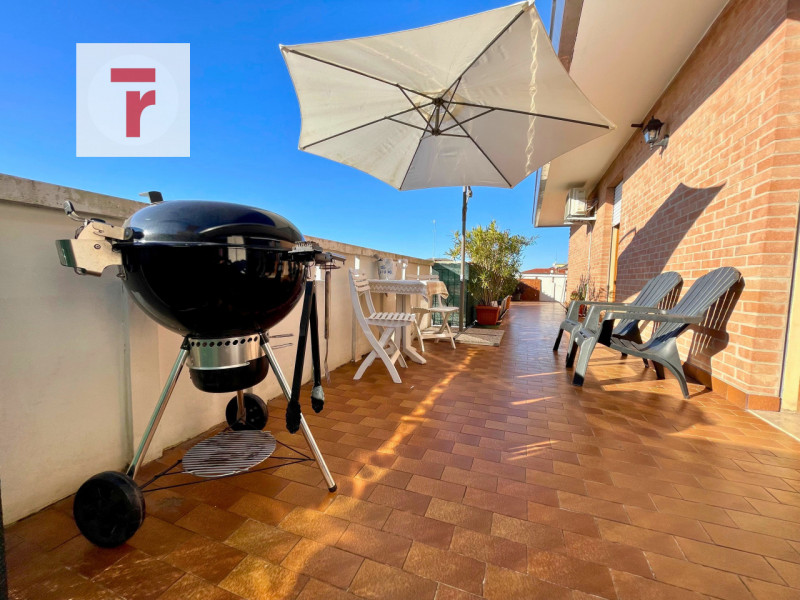 Nel cuore di Brusegana, zona Santo Stefano, appartamento al 4° e ultimo piano di una palazzina do...