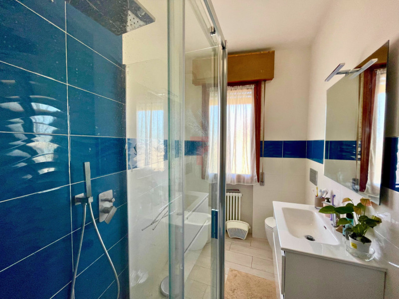 Nel cuore di Brusegana, nella ricercata zona Santo Stefano a Padova, proponiamo in vendita uno sp...