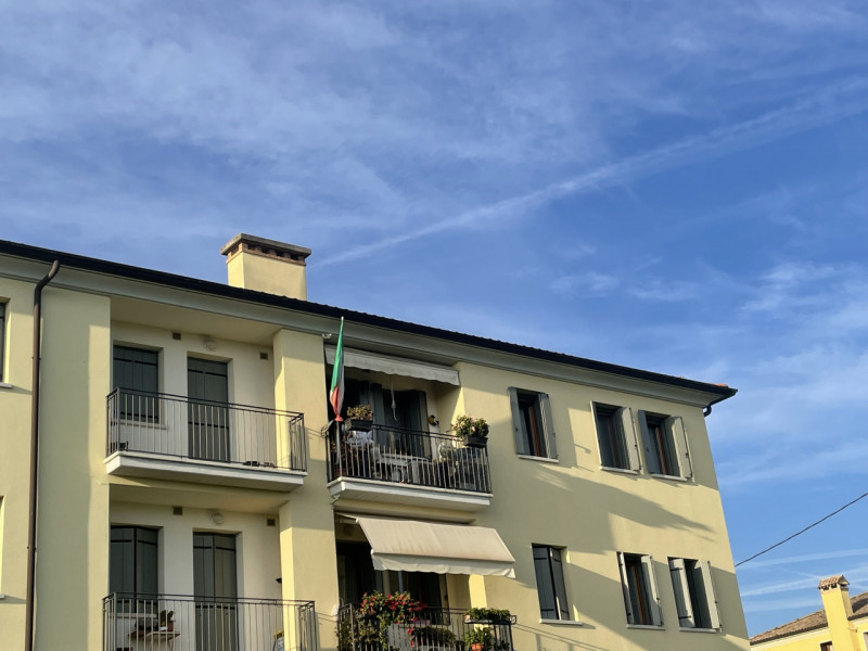 A Fietta di Paderno del Grappa in zona tranquilla e comoda ai servizi siamo a proporre in vendita...