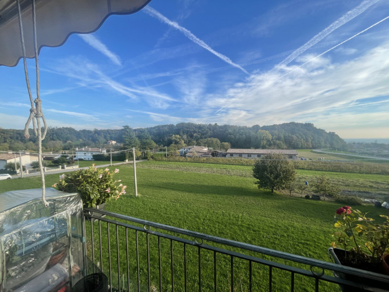 A Fietta di Paderno del Grappa in zona tranquilla e comoda ai servizi siamo a proporre in vendita...