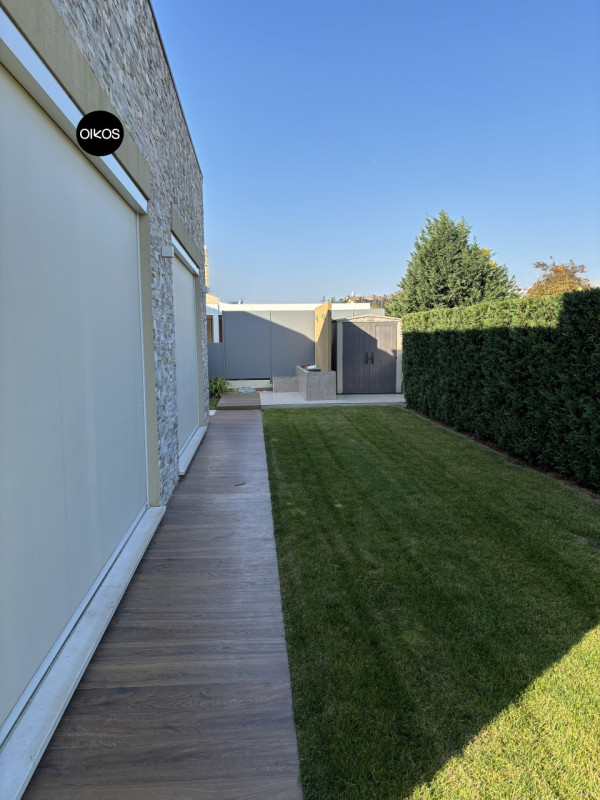 Legnaro (PD) - Proponiamo villa unifamiliare di recente costruzione, dalle finiture raffinate e s...