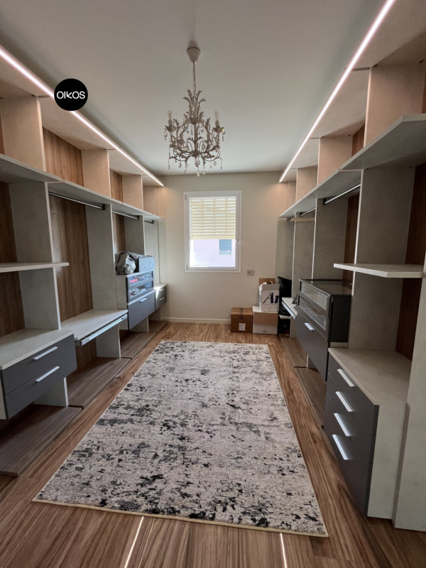 Legnaro (PD) - Proponiamo villa unifamiliare di recente costruzione, dalle finiture raffinate e s...