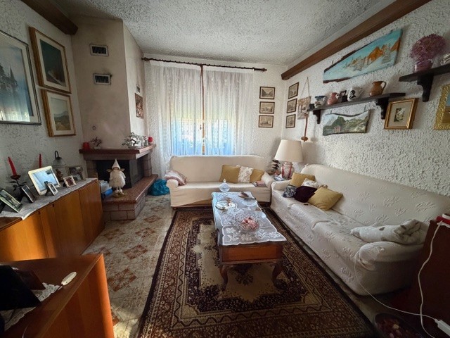 VIGODARZERE: CLASSE ENERGETICA G EPgl,nren 315,68 KWh/mq anno
Proponiamo porzione di casa accosta...