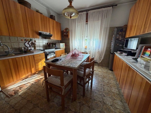 VIGODARZERE: CLASSE ENERGETICA G EPgl,nren 315,68 KWh/mq anno
Proponiamo porzione di casa accosta...