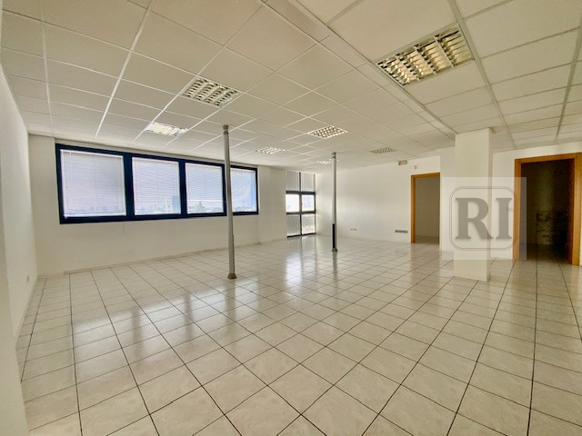 In affitto a Padova Z.i. , nella rinomata zona industriale di Padova (Padova Z.I.), proponiamo un...