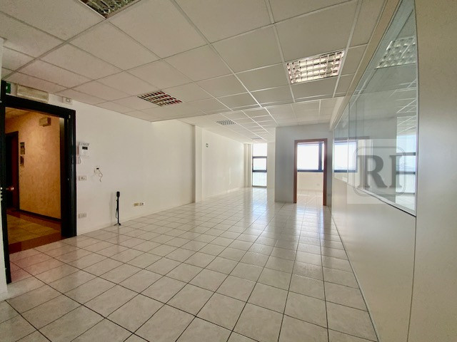 In affitto a Padova Z.i. , nella rinomata zona industriale di Padova (Padova Z.I.), proponiamo un...