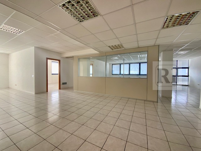 In affitto a Padova Z.i. , nella rinomata zona industriale di Padova (Padova Z.I.), proponiamo un...