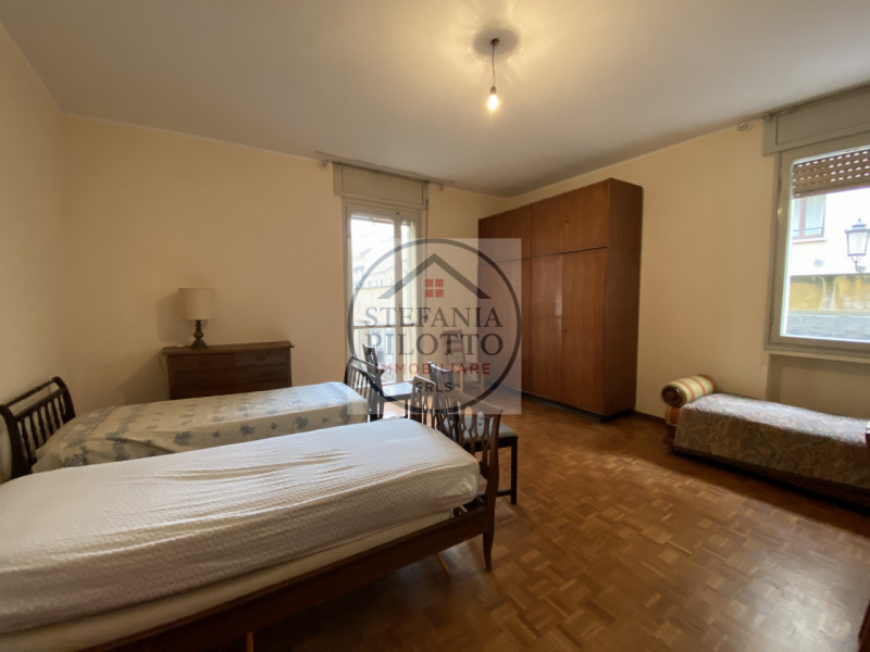 Ghetto- Stefania Pilotto Immobiliare propone in affitto posto letto in appartamento condiviso. l'...