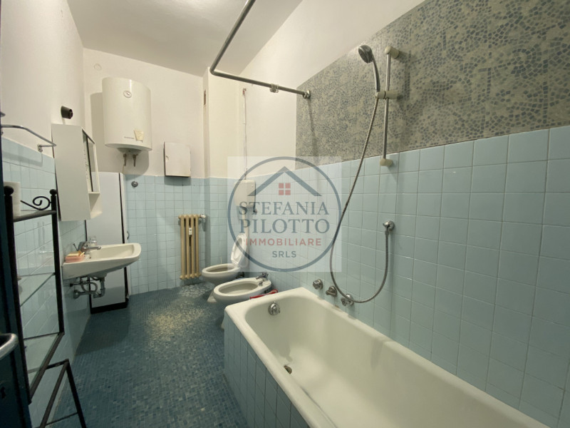 Ghetto- Stefania Pilotto Immobiliare propone in affitto posto letto in appartamento condiviso. l'...