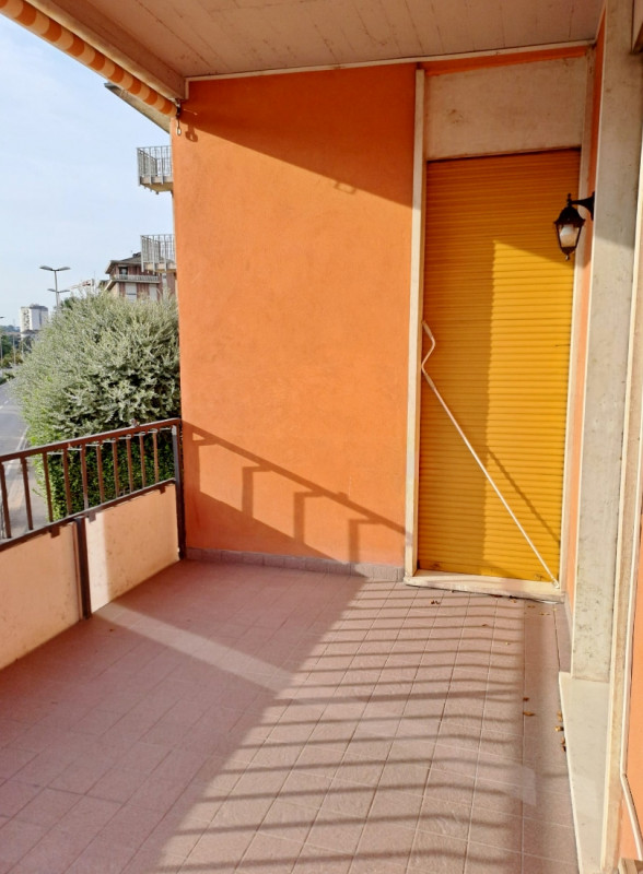 INVESTIMENTO IMMOBILIARE: BICAMERE RIAMMODERNATO E GIA' LOCATO IN VENDITA A VICENZA - Rif. 8307

...