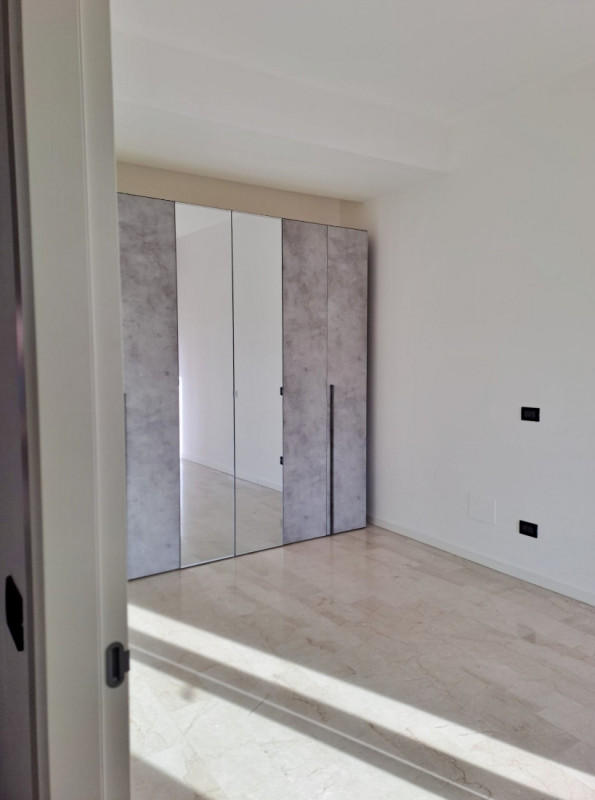 INVESTIMENTO IMMOBILIARE: BICAMERE RIAMMODERNATO E GIA' LOCATO IN VENDITA A VICENZA - Rif. 8307

...
