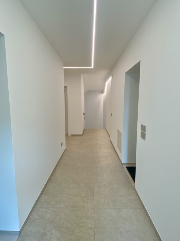 Castelfranco V.to: proponiamo alla vendita un attico di nuova realizzazione, in pronta consegna.
...