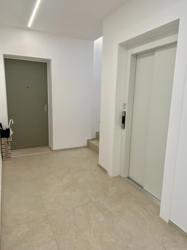 Castelfranco V.to: proponiamo alla vendita un attico di nuova realizzazione, in pronta consegna.
...