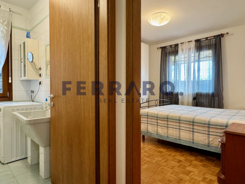 Treviso, zona Santa Bona. Codice YA9.

Si propone in locazione una introvabile casa a schiera di ...