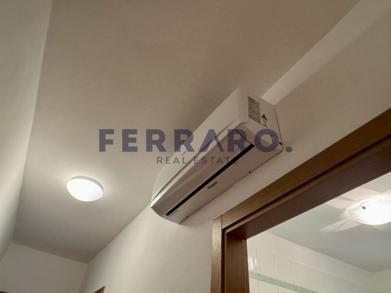 Treviso, zona Santa Bona. Codice YA9.

Si propone in locazione una introvabile casa a schiera di ...