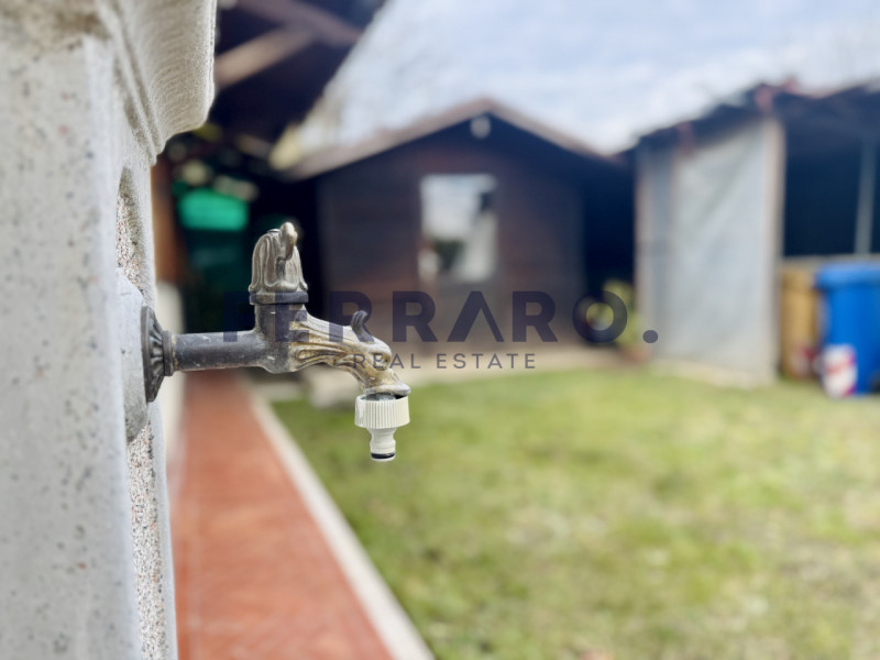 Treviso, zona Santa Bona. Codice YA9.

Si propone in locazione una introvabile casa a schiera di ...