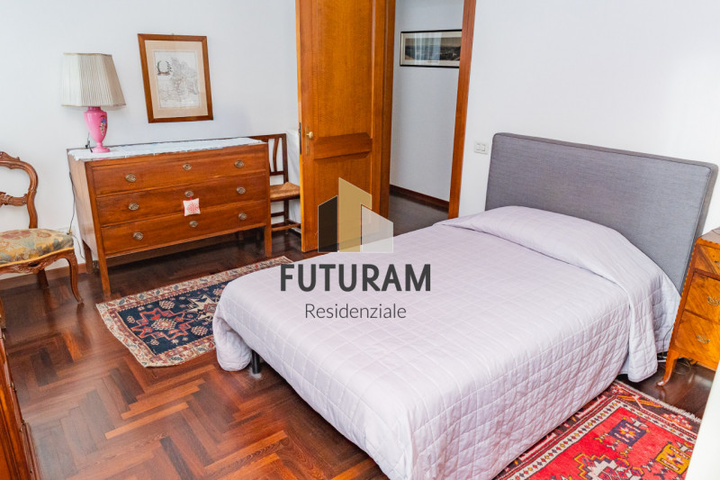 CAMISANO VICENTINO – CENTRO | RIF. RES8 PER INFO: 0444/310220

All’ingresso del cuore pulsante di...