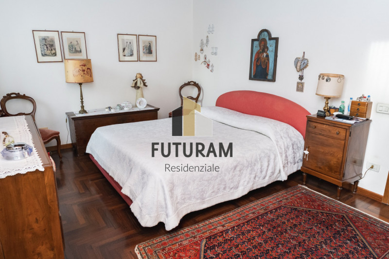 CAMISANO VICENTINO – CENTRO | RIF. RES8 PER INFO: 0444/310220

All’ingresso del cuore pulsante di...