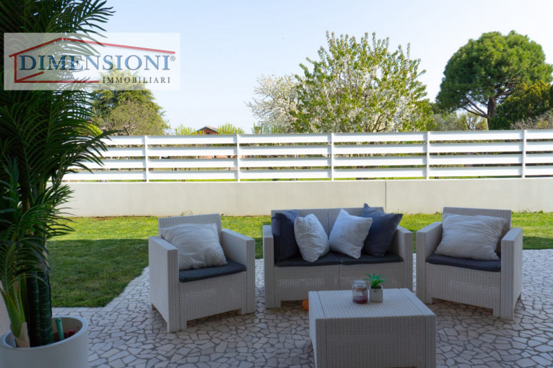 ALBIGNASEGO Località Mandriola, elegante Bifamiliare in classe A4 con ampi spazi e giardino priva...