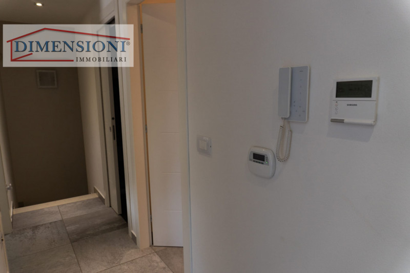 ALBIGNASEGO Località Mandriola, elegante Bifamiliare in classe A4 con ampi spazi e giardino priva...