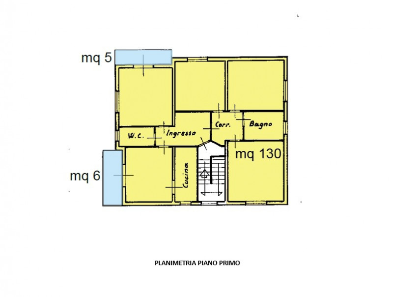 Proponiamo in vendita un'interessante bifamiliare sovrapposta da ristrutturare, situata nella tra...
