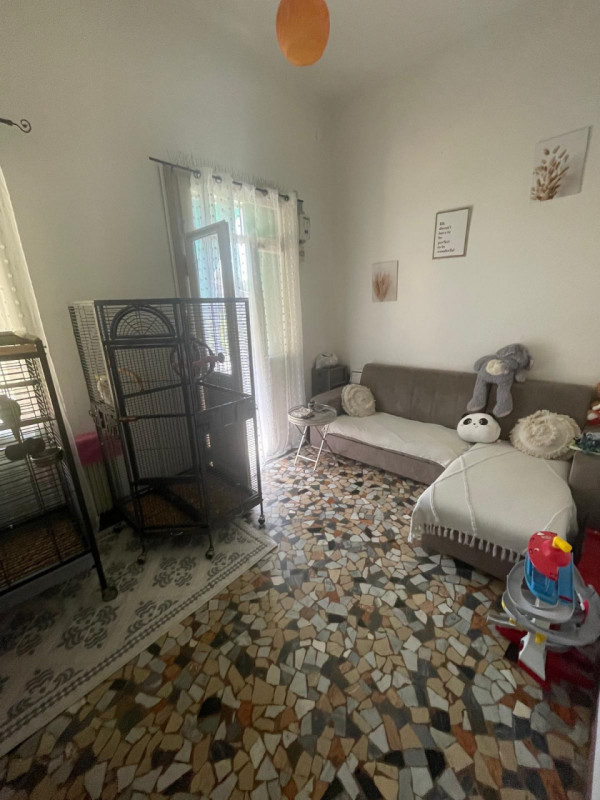 In una tranquilla zona interna di Corso Padova, a pochi passi dal cuore pulsante del Centro Stori...