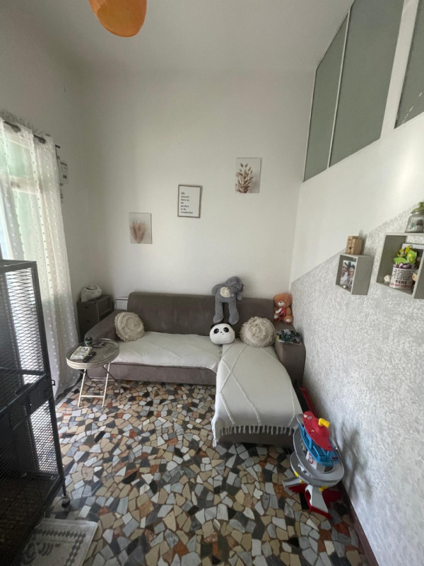 In una tranquilla zona interna di Corso Padova, a pochi passi dal cuore pulsante del Centro Stori...