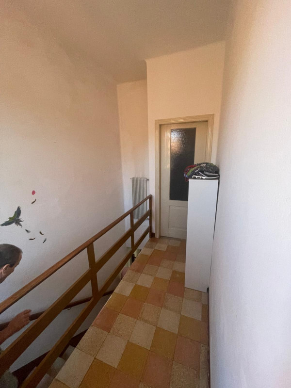 In una tranquilla zona interna di Corso Padova, a pochi passi dal cuore pulsante del Centro Stori...