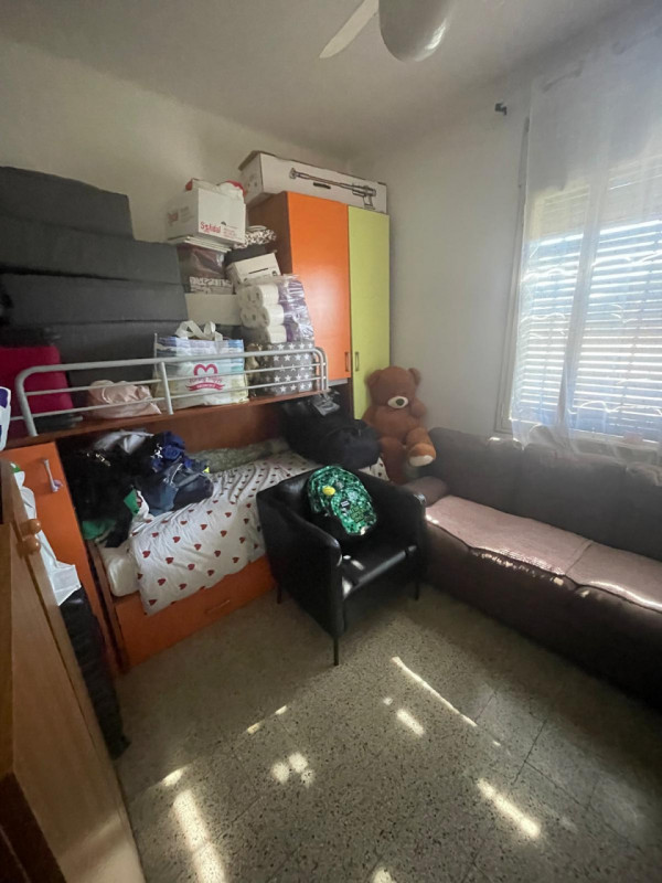 In una tranquilla zona interna di Corso Padova, a pochi passi dal cuore pulsante del Centro Stori...