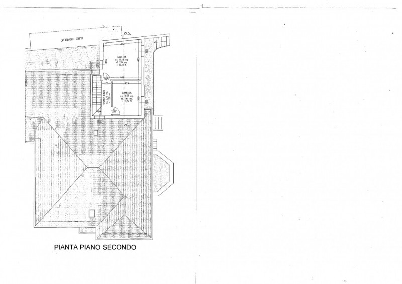 In una tranquilla zona interna di Corso Padova, a pochi passi dal cuore pulsante del Centro Stori...