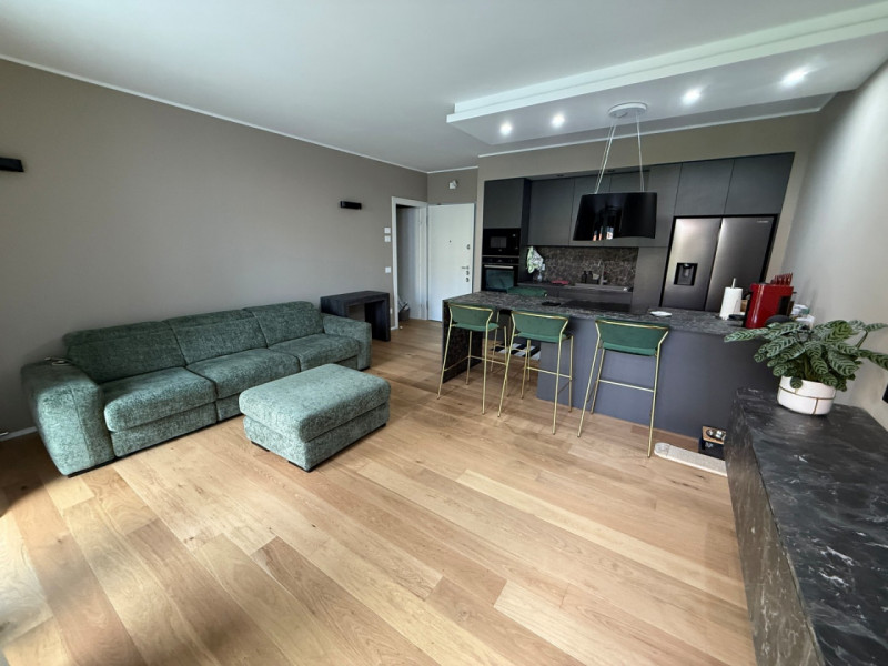 NUOVO APPARTAMENTO  BICAMERE ARREDATO CON GIARDINO ESCLUSIVO DI MQ.150 E GARAGE DOPPIO. EURO 325....