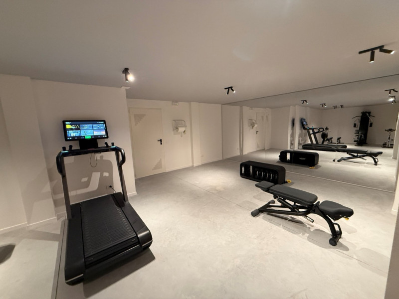 NUOVO APPARTAMENTO  BICAMERE ARREDATO CON GIARDINO ESCLUSIVO DI MQ.150 E GARAGE DOPPIO. EURO 325....