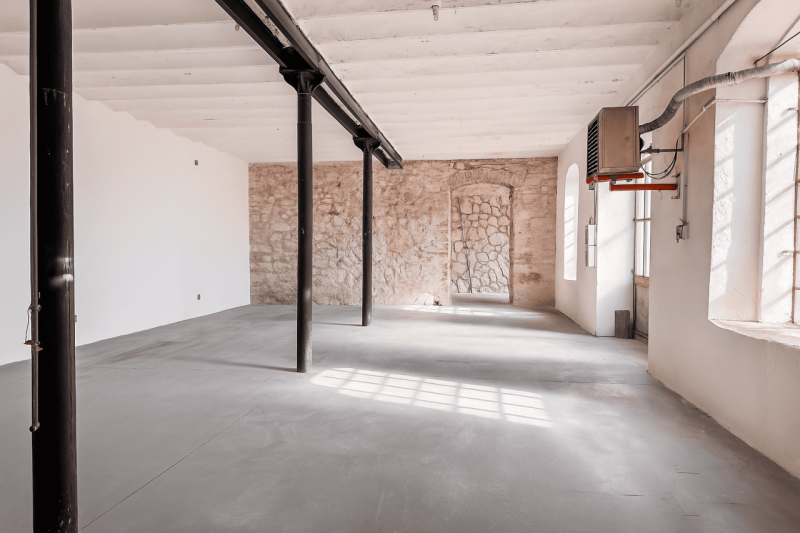 SCHIO - Tretto: disponibili in vendita SPAZI ad uso commerciale/direzionale/artigianale  di diver...