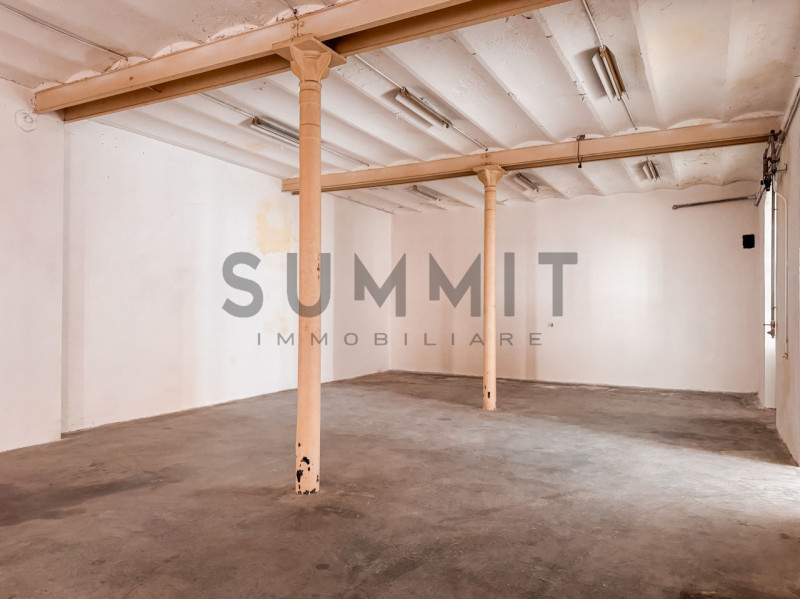 SCHIO - Tretto: disponibili in vendita SPAZI ad uso commerciale/direzionale/artigianale  di diver...