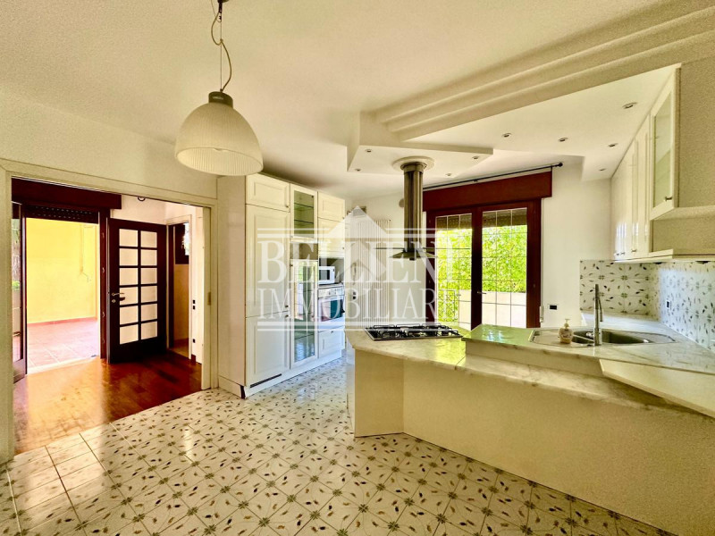 MESTRINO - porzione di bifamiliare situata nel cuore del centro, dove tutti i servizi sono comoda...