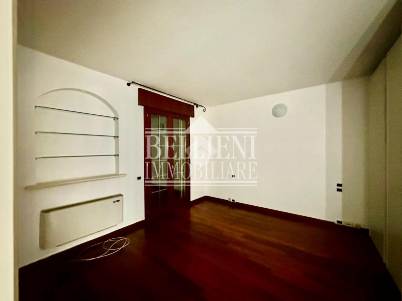 MESTRINO - porzione di bifamiliare situata nel cuore del centro, dove tutti i servizi sono comoda...